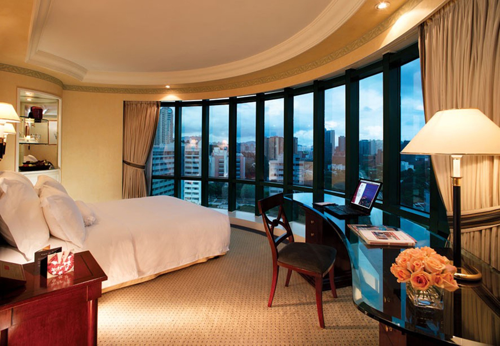 Hyatt Regencies, Delhi