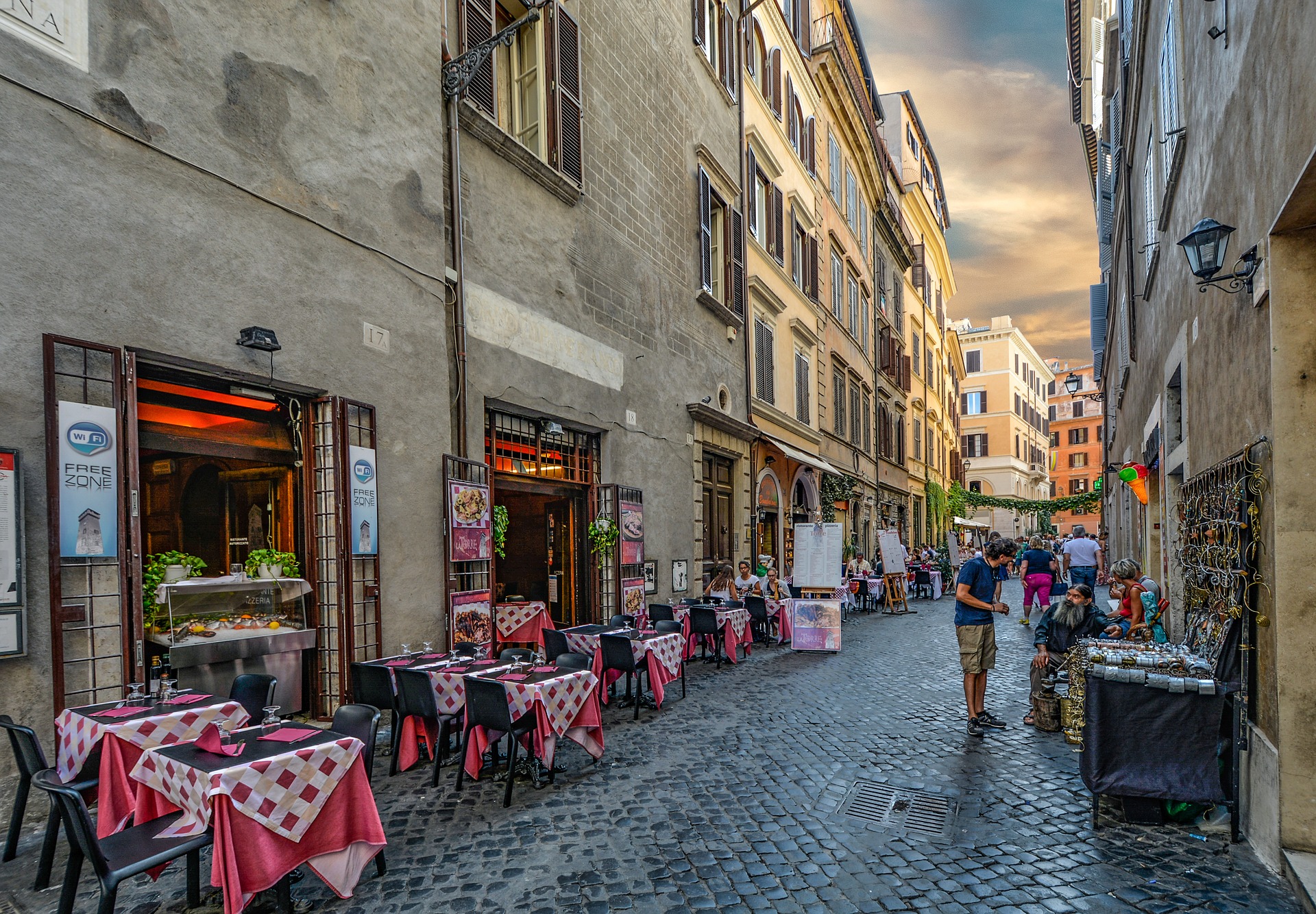 Nuovo Mercato Esquilino, Rome City