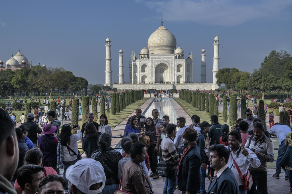 Visiting Time Of Taj Mahal