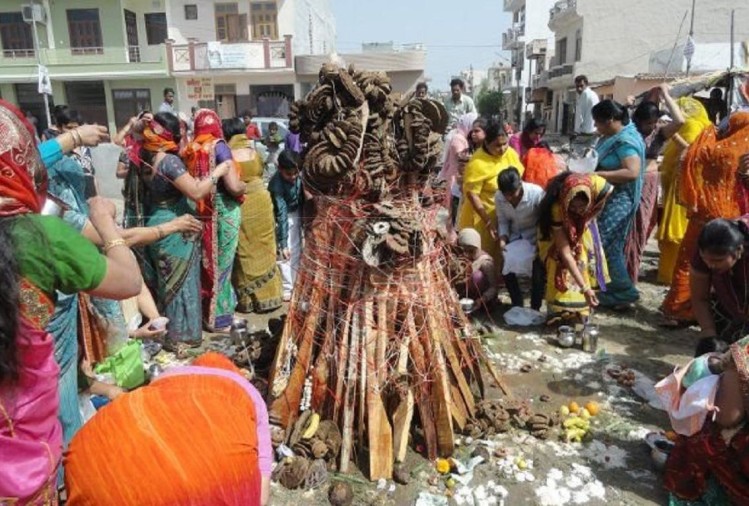 Holika pyre